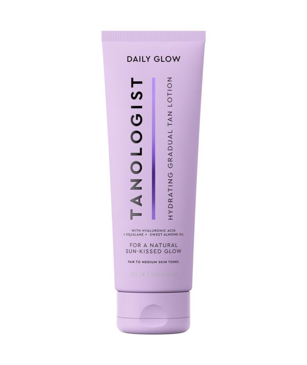 Tanologist_Daily_Glow_Hydrating_250ml_Fair_Med_Tube_Render