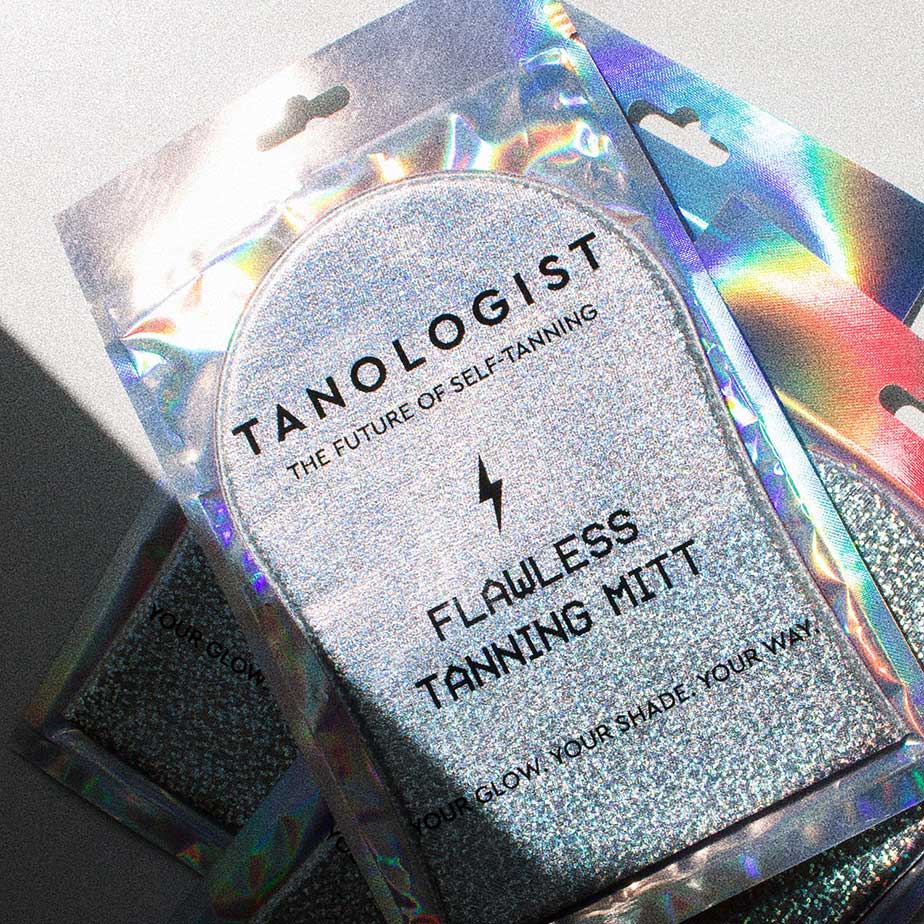 Tanologist Flawless Mitt Hover