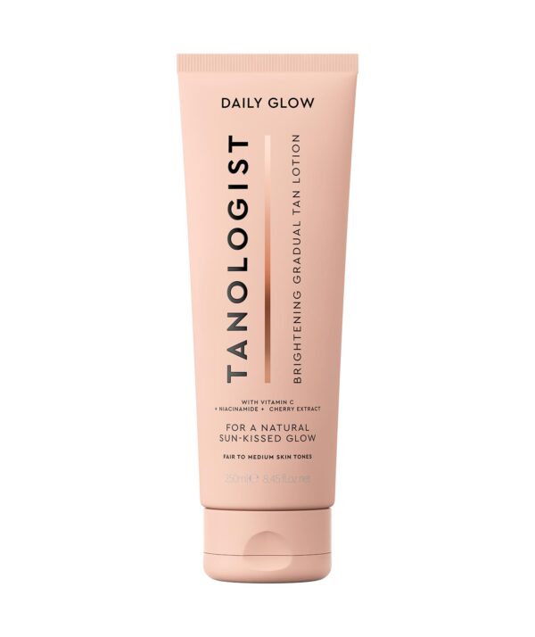 Tanologist Daily Glow Brightening 250ml Fair Med Tube Render